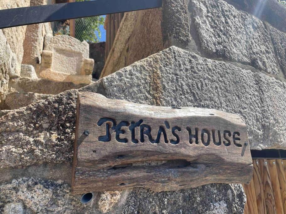 Petra'S House Geres Villa Exterior foto